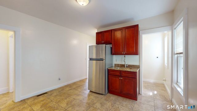 679 Winchester Avenue, New Haven, CT 06511