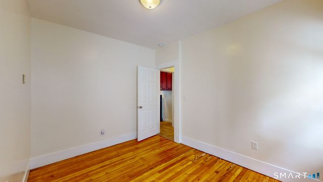 679 Winchester Avenue, New Haven, CT 06511