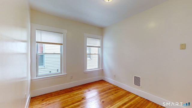 679 Winchester Avenue, New Haven, CT 06511