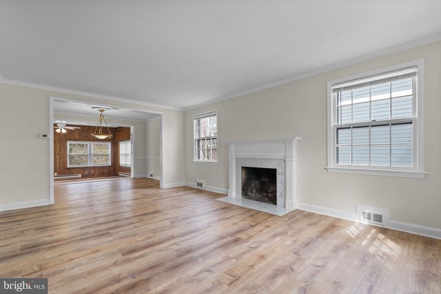 5617 KNOLLWOOD RD, Bethesda, MD 20816