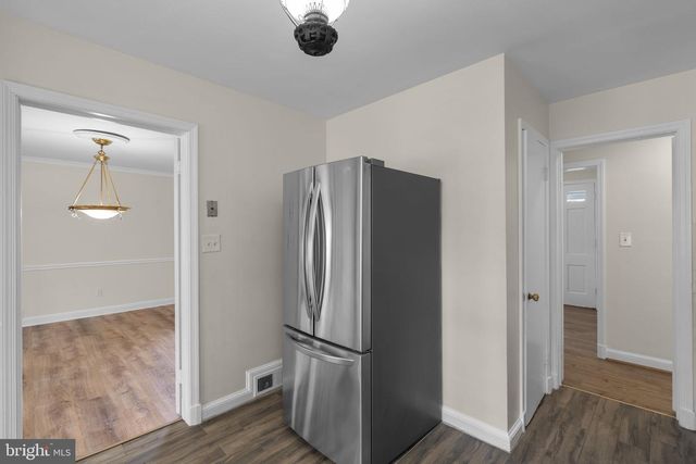 5617 KNOLLWOOD RD, Bethesda, MD 20816