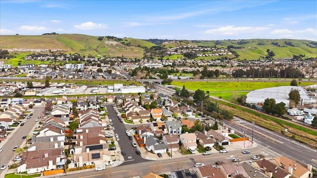 593 Industrial Parkway West, Hayward, CA 94544