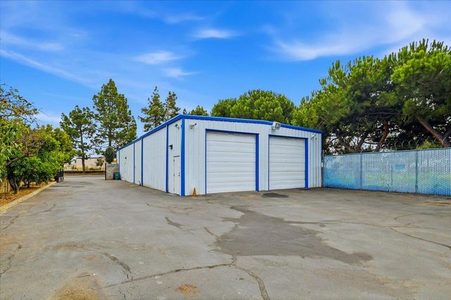 593 Industrial Parkway West, Hayward, CA 94544