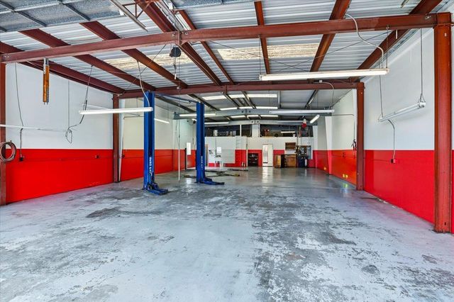 593 Industrial Parkway West, Hayward, CA 94544