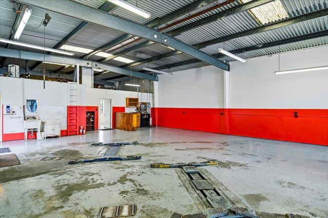 593 Industrial Parkway West, Hayward, CA 94544