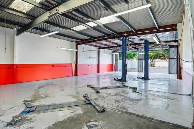 593 Industrial Parkway West, Hayward, CA 94544
