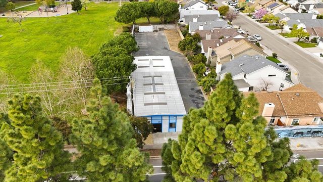 593 Industrial Parkway West, Hayward, CA 94544