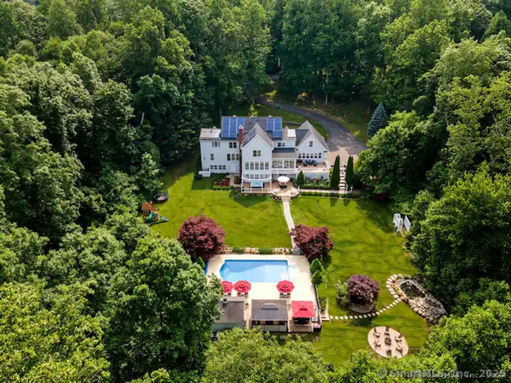 122 Mirey Dam Road, Middlebury, CT 06762