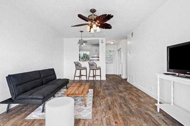 2851 E Golf Boulevard 205, Pompano Beach, FL 33064