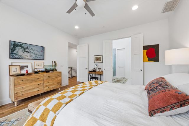 1002 Concordia Ave, Austin, TX 78705