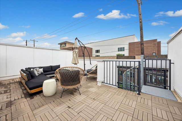 1002 Concordia Ave, Austin, TX 78705