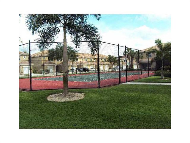 401 SW 120th Avenue, Pembroke Pines, FL 33025