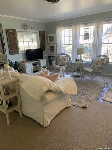 410 Rilla Vista, San Antonio, TX 78216