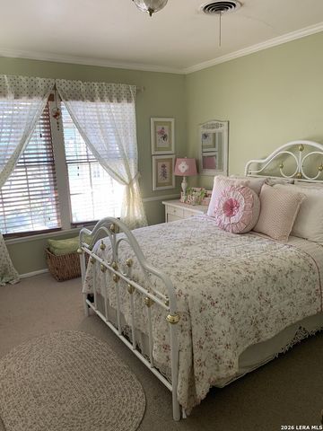 410 Rilla Vista, San Antonio, TX 78216