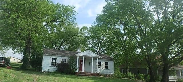 32640 W 82nd Street, De Soto, KS 66018