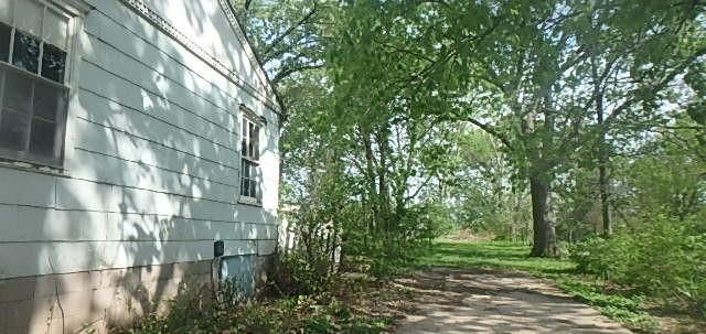 32640 W 82nd Street, De Soto, KS 66018
