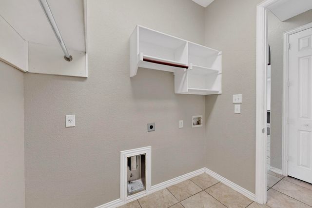 10309 Crowne Pointe Lane, Fort Worth, TX 76244