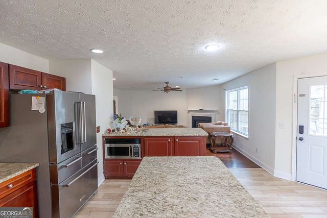 3345 Bridgeshaw Drive, Cumming, GA 30028