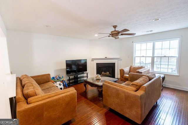 3345 Bridgeshaw Drive, Cumming, GA 30028