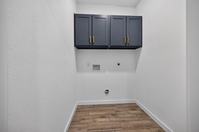 304 N Cherokee Shores Drive, Mabank, TX 75156