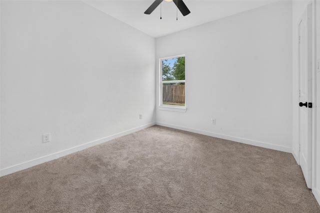 304 N Cherokee Shores Drive, Mabank, TX 75156