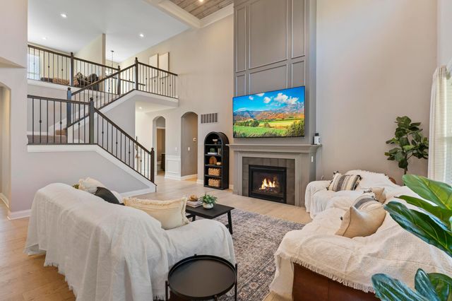 8458 Chesapeake Way NW, Pickerington, OH 43147