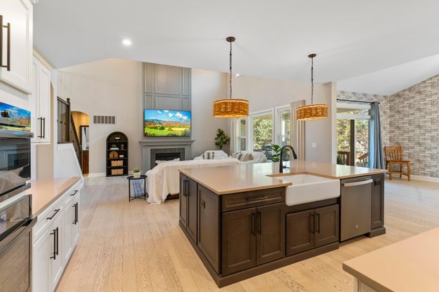 8458 Chesapeake Way NW, Pickerington, OH 43147