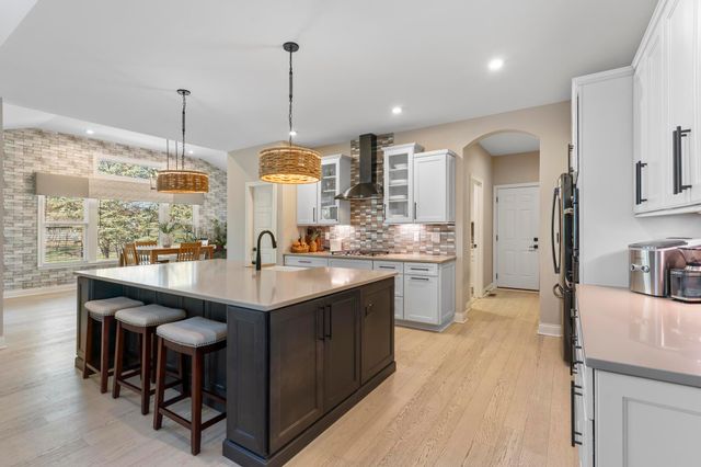 8458 Chesapeake Way NW, Pickerington, OH 43147