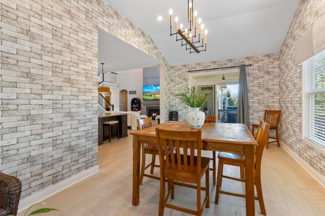 8458 Chesapeake Way NW, Pickerington, OH 43147