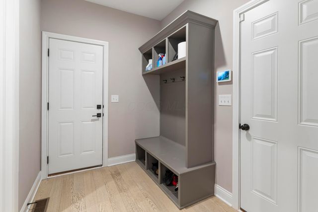 8458 Chesapeake Way NW, Pickerington, OH 43147