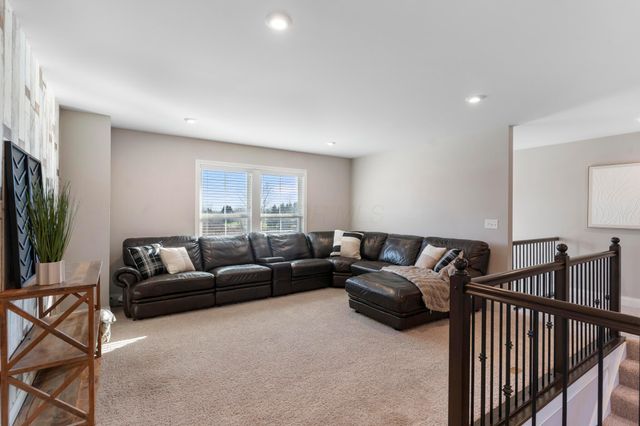 8458 Chesapeake Way NW, Pickerington, OH 43147