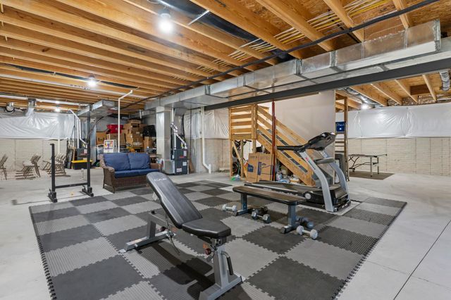 8458 Chesapeake Way NW, Pickerington, OH 43147