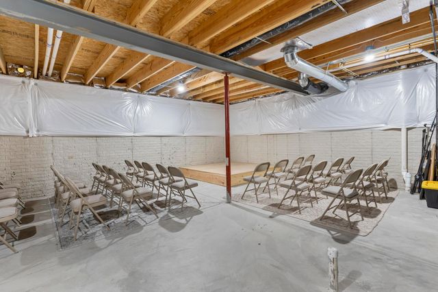 8458 Chesapeake Way NW, Pickerington, OH 43147