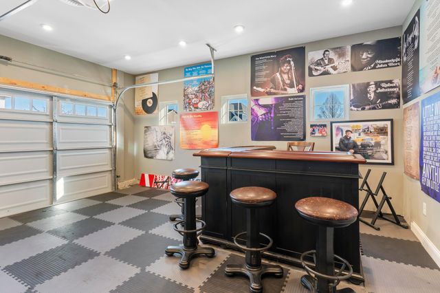 8458 Chesapeake Way NW, Pickerington, OH 43147