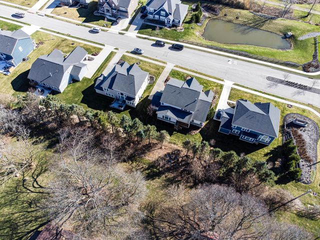 8458 Chesapeake Way NW, Pickerington, OH 43147