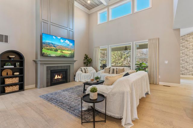 8458 Chesapeake Way NW, Pickerington, OH 43147