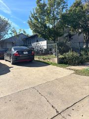 2577 22nd Street, Fort Worth, TX 76106