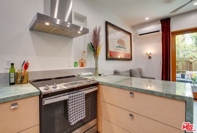 4135 Michael Avenue, Los Angeles, CA 90066