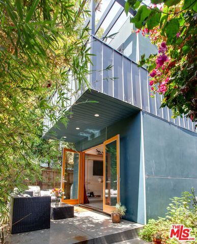 4135 Michael Avenue, Los Angeles, CA 90066