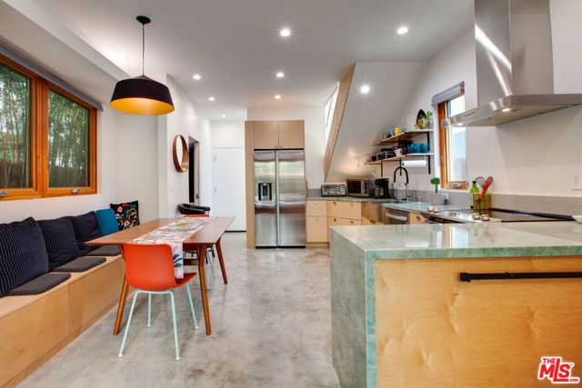 4135 Michael Avenue, Los Angeles, CA 90066