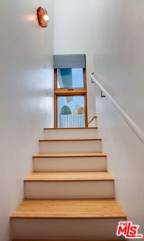 4135 Michael Avenue, Los Angeles, CA 90066