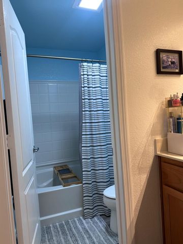 600 Moon Cir, Folsom, CA 95630