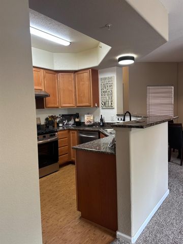 600 Moon Cir, Folsom, CA 95630