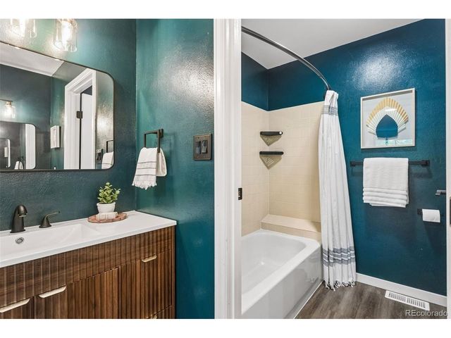 10380 W Jewell Ave C, Lakewood, CO 80232
