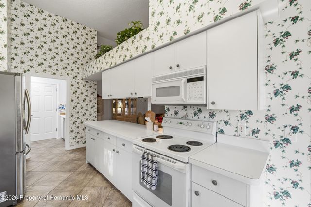 7354 Woodhollow Road, Spring Hill, FL 34606