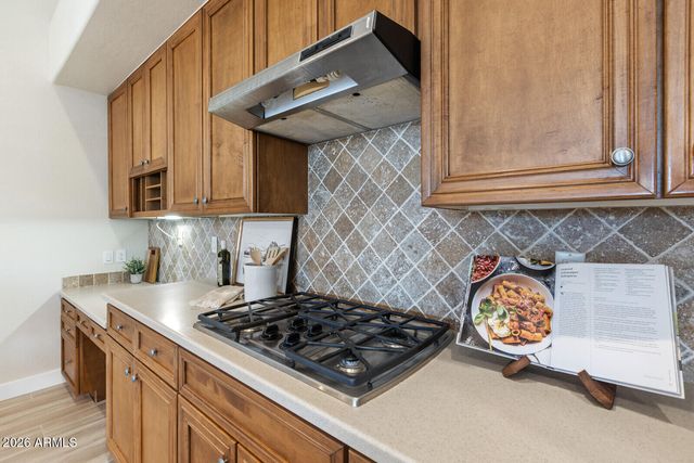 9575 E CAVALRY Drive, Scottsdale, AZ 85262