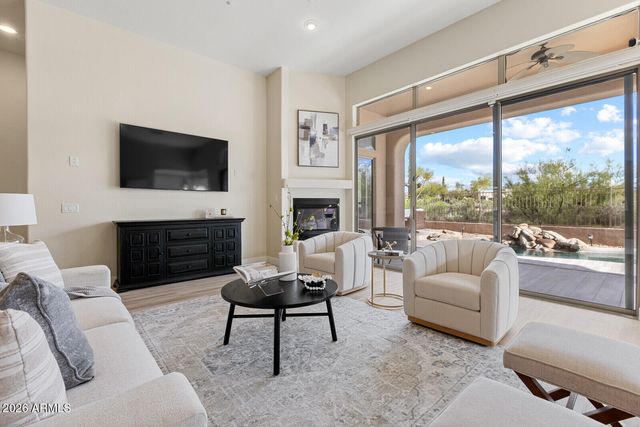 9575 E CAVALRY Drive, Scottsdale, AZ 85262