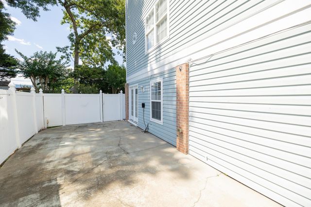 27 Palmas Dr., Surfside Beach, SC 29575
