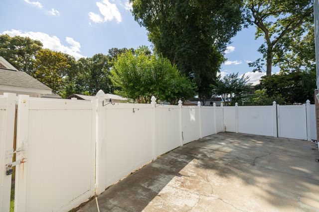 27 Palmas Dr., Surfside Beach, SC 29575