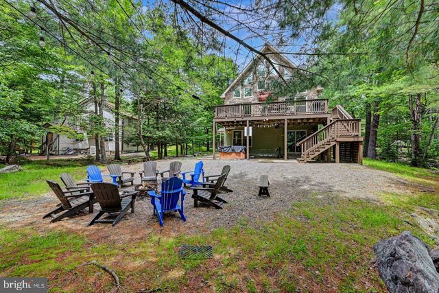 41 LUPINE DR, Lake Harmony, PA 18624
